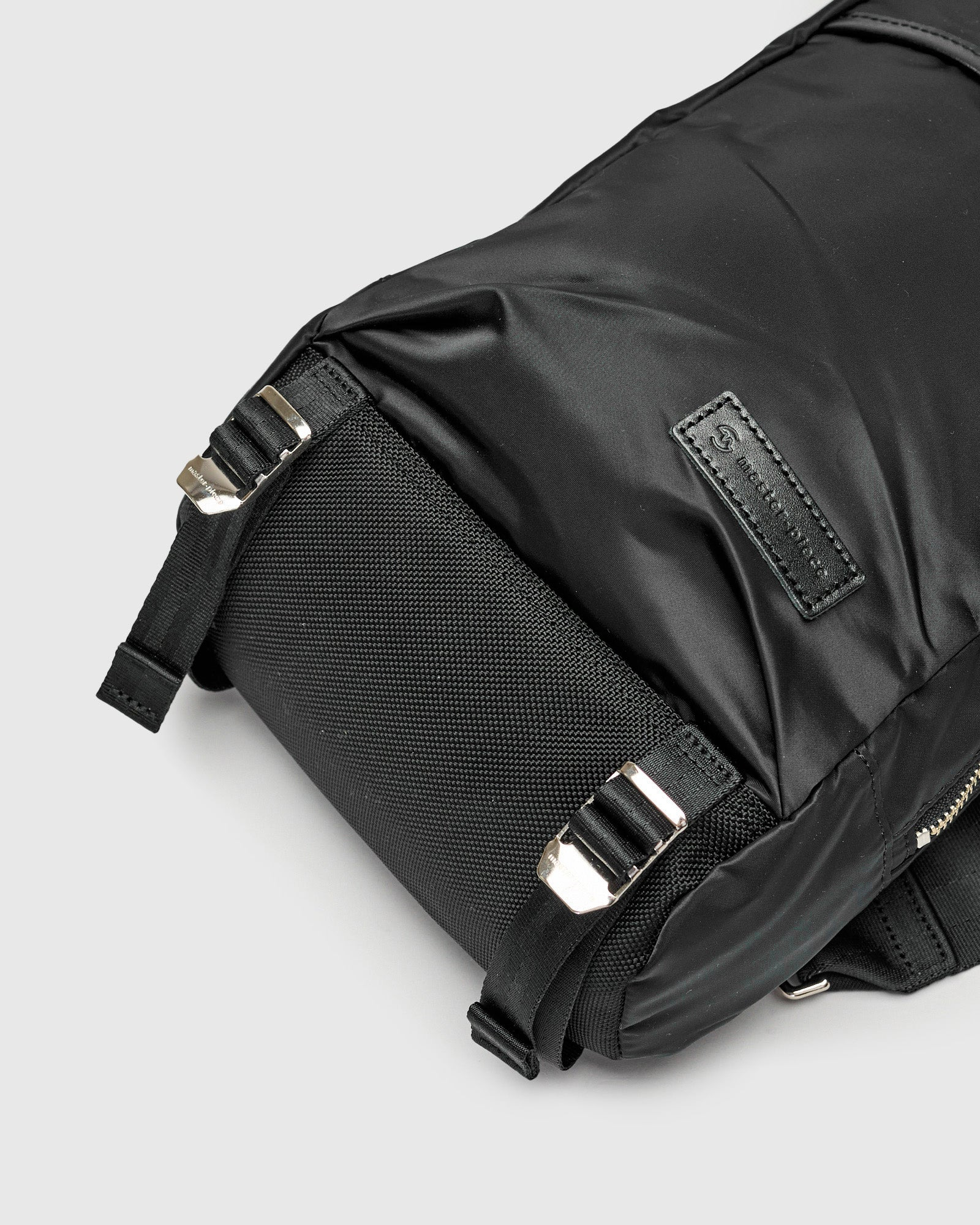 Lightning V2 Shoulder Sling Bag in Black - 8
