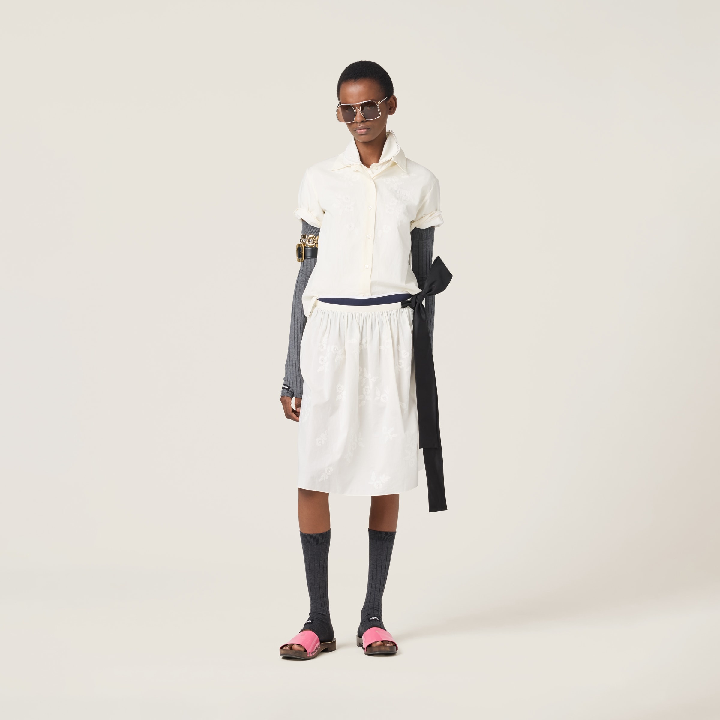 Embroidered batiste shirt - 2
