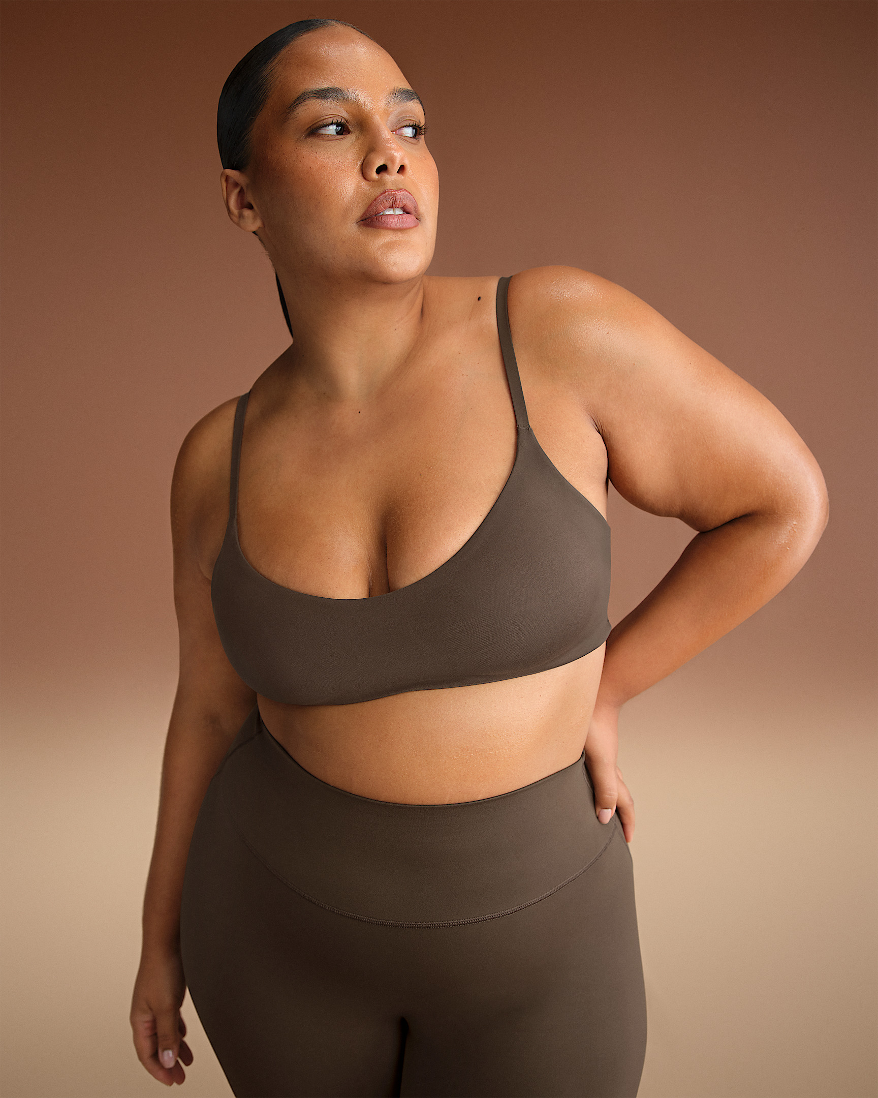NikeSKIMS Matte Women's Micro-Scoop Bra - 7