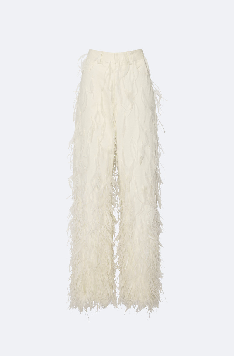 Twill Pant 와 Feathers 1
