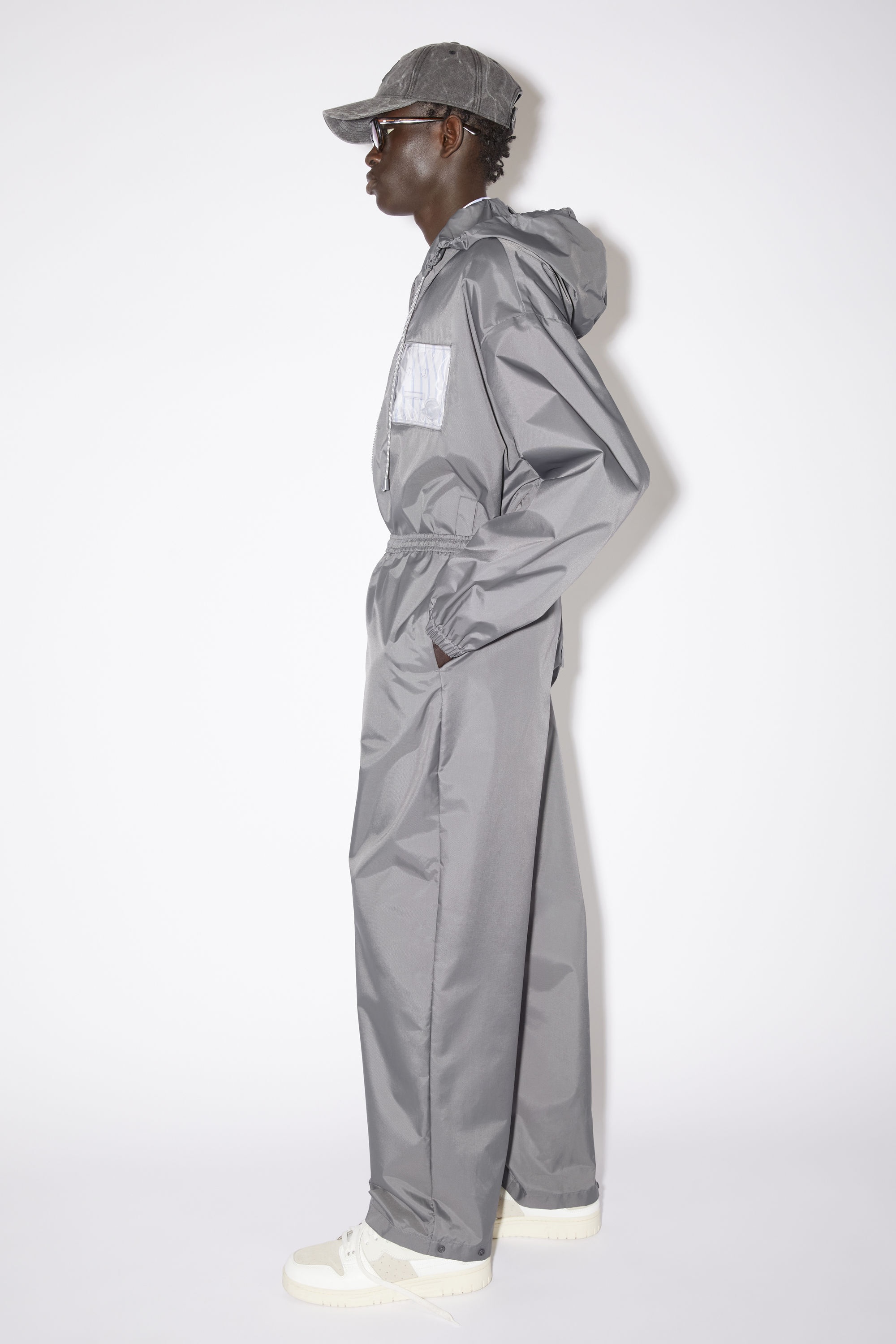 Face logo patch sweatpants - Carbon grey - 4