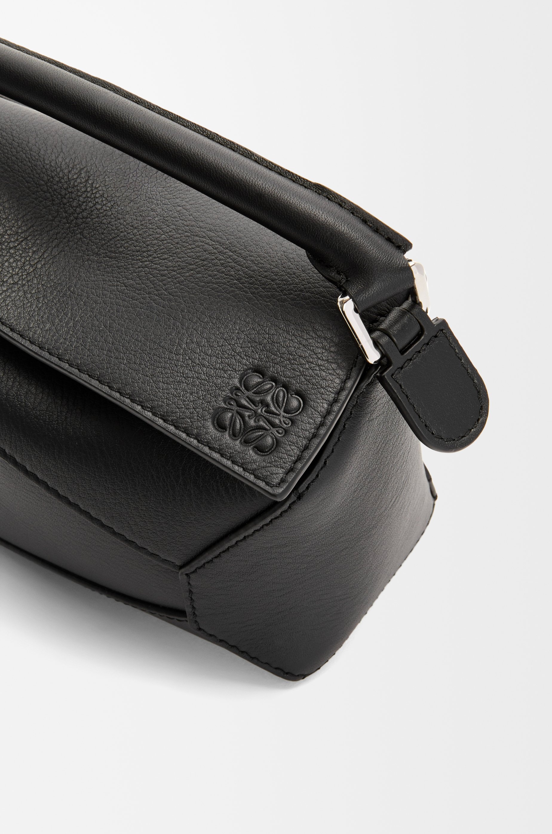 Mini Puzzle bag in classic calfskin - 9
