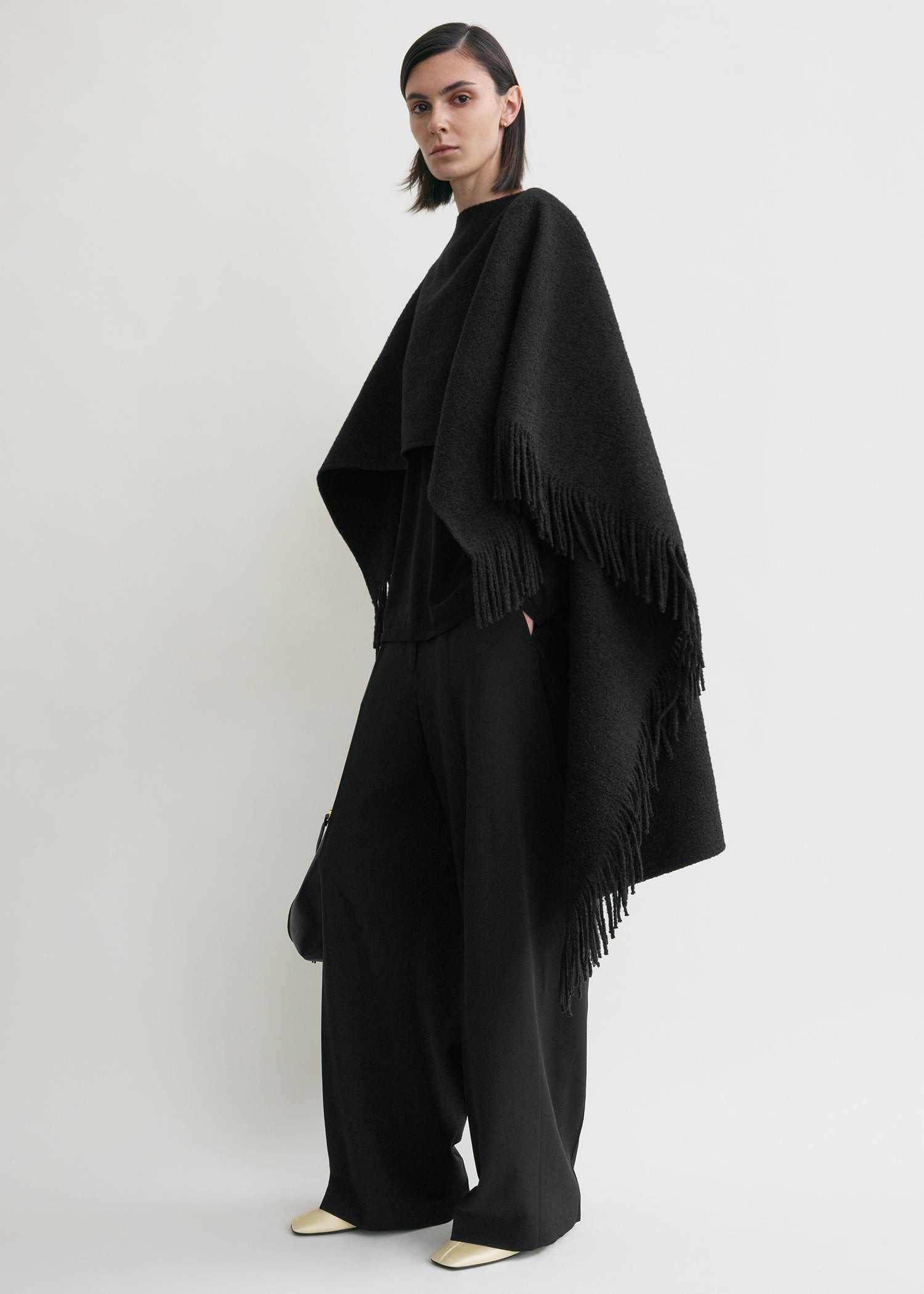 Fringed poncho black - 2