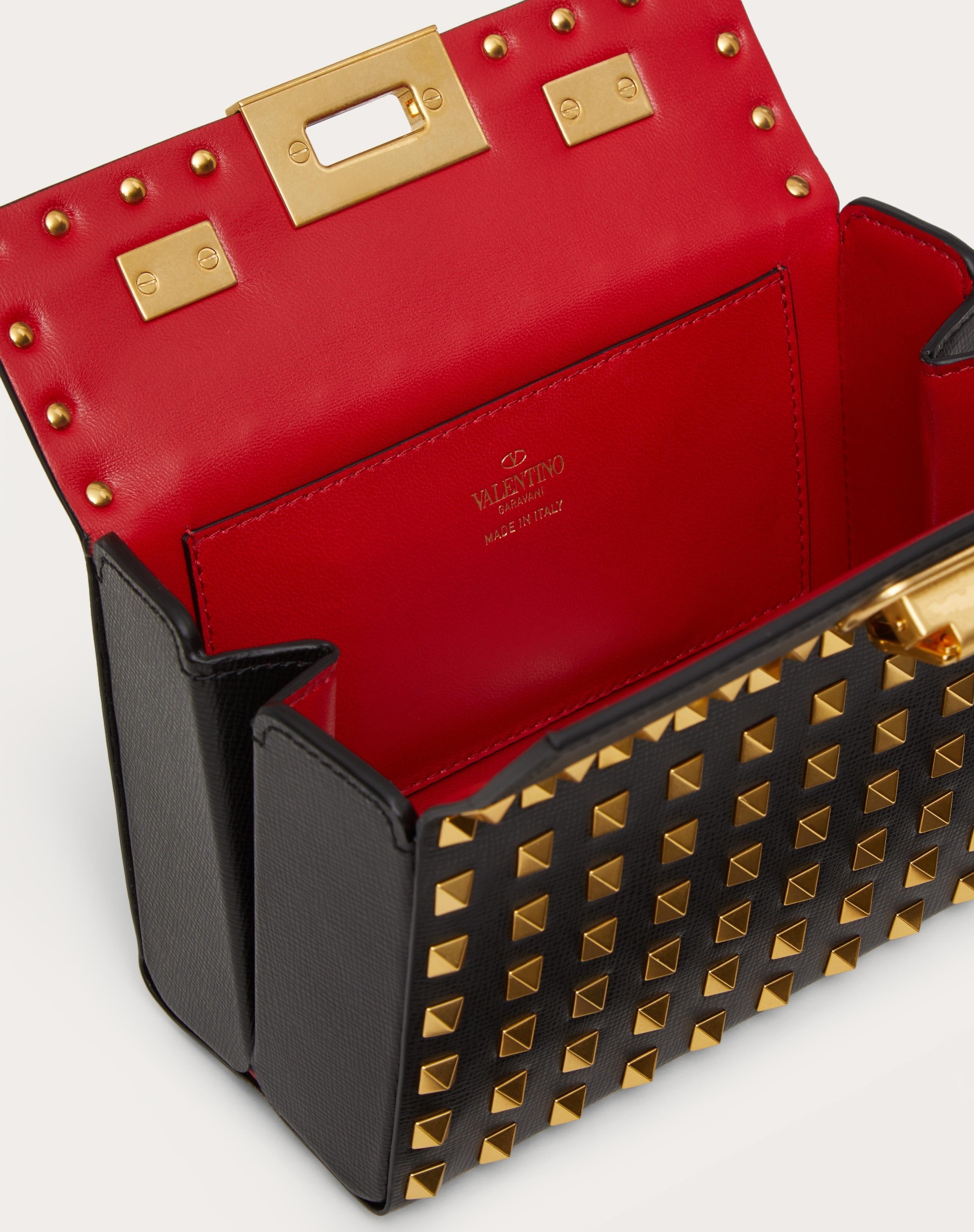 ROCKSTUD GRAINY CALFSKIN BOX BAG WITH ALL-OVER STUDS - 4