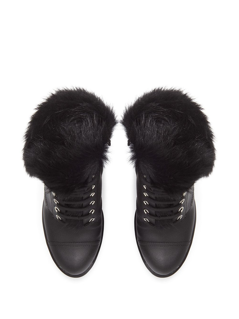 Moyra boots 4