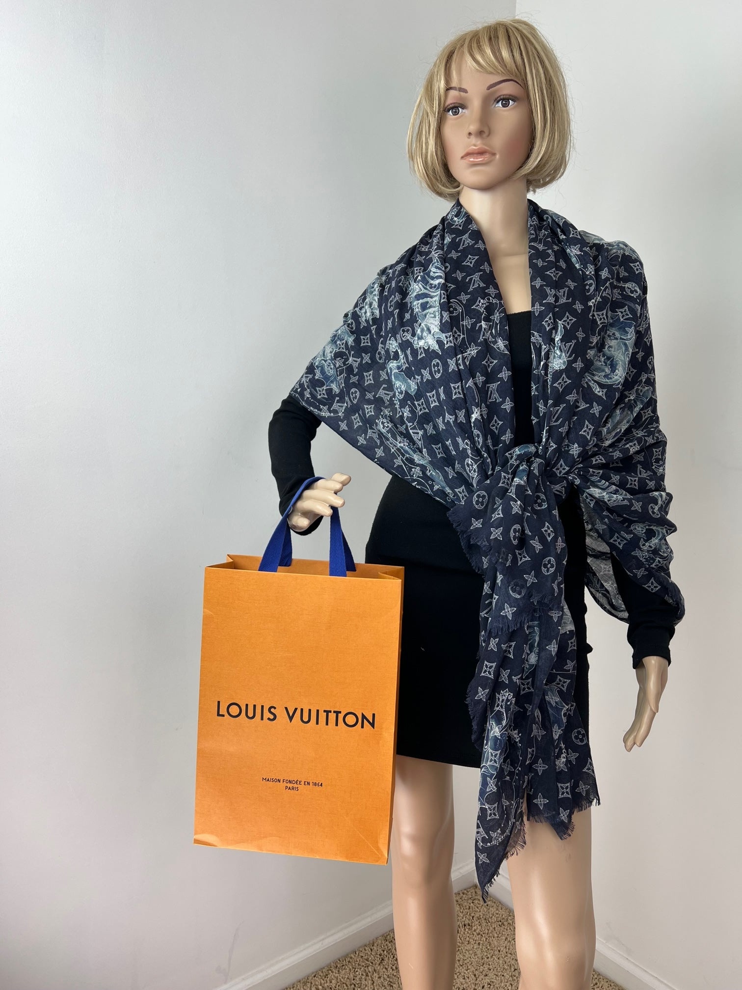 Louis Vuitton, Accessories, Louis Vuitton Mint Blue Denim Monogram Shawl  Scarf