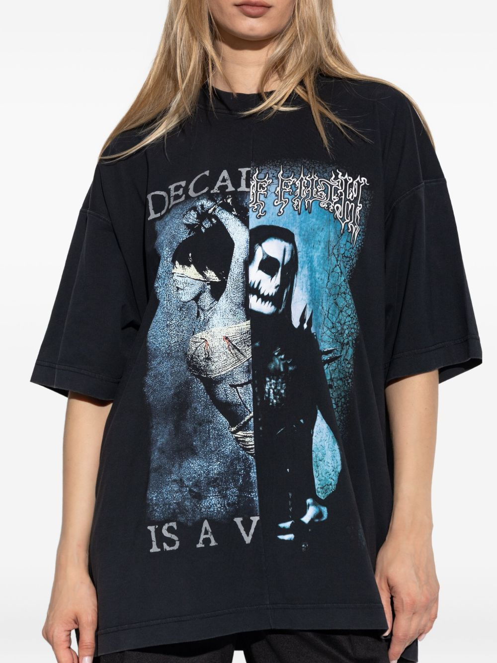 graphic-print T-shirt - 2