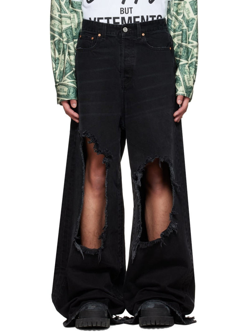 Black Big Shape Destroyed Jeans 1