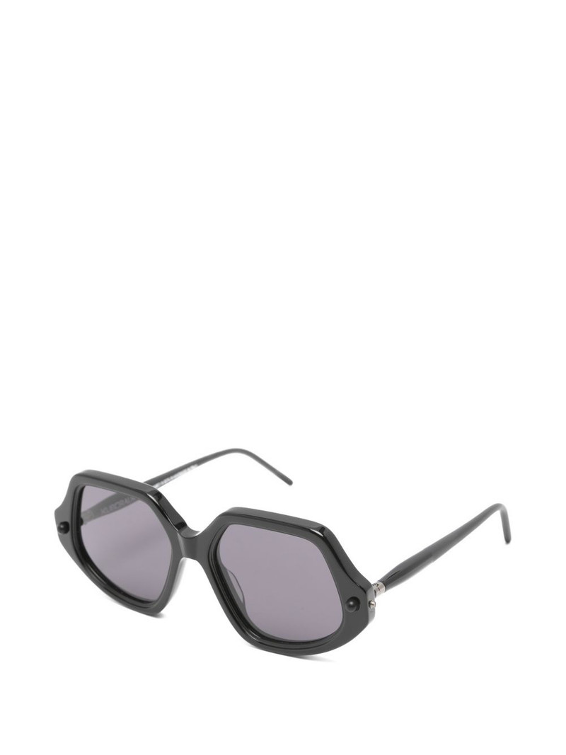 Kuboraum geometric-frame sunglasses outlook