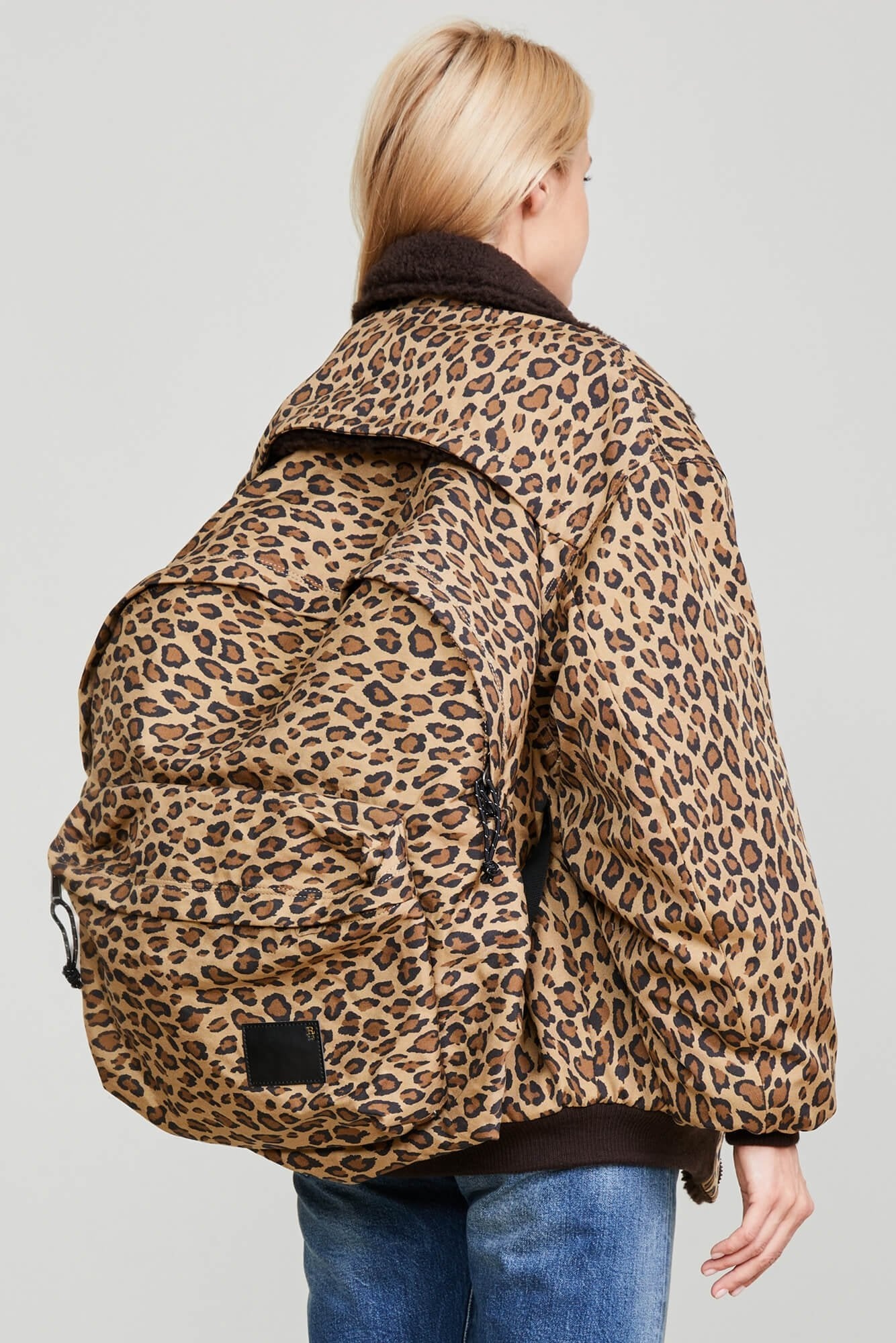 BACKZIP WINDBREAKER - PRINTED LEOPARD - 11