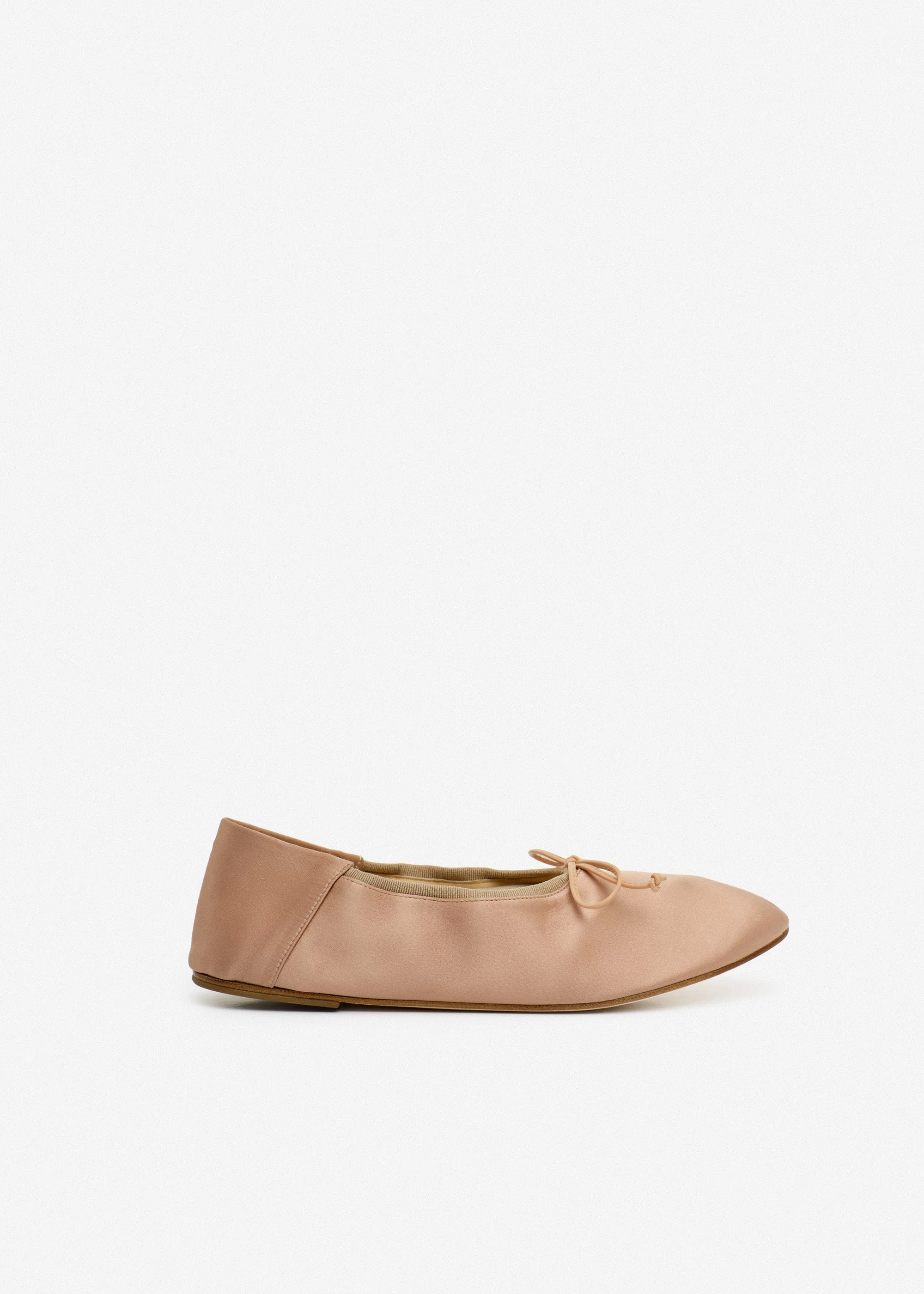 Soft ballet flats in nude satin - 1