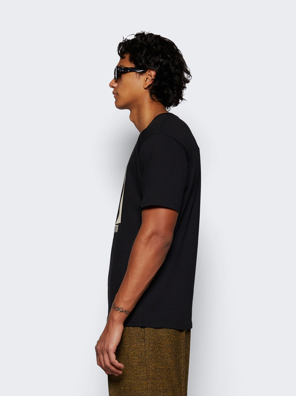 Chez Tee Black - 4