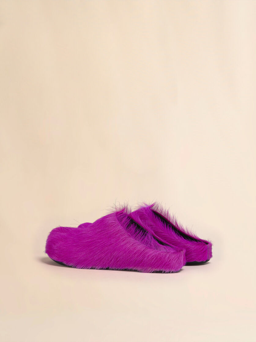 FUCHSIA LONG HAIR CALFSKIN FUSSBETT SABOT - 3