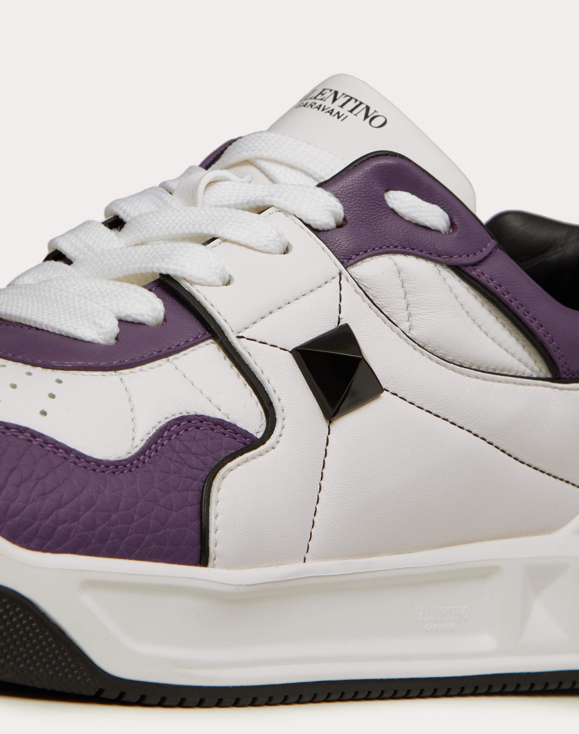 ONE STUD LOW-TOP NAPPA SNEAKER - 5