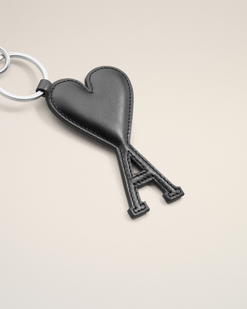 AMI Paris BLACK LEATHER AMI DE COEUR KEYRING outlook