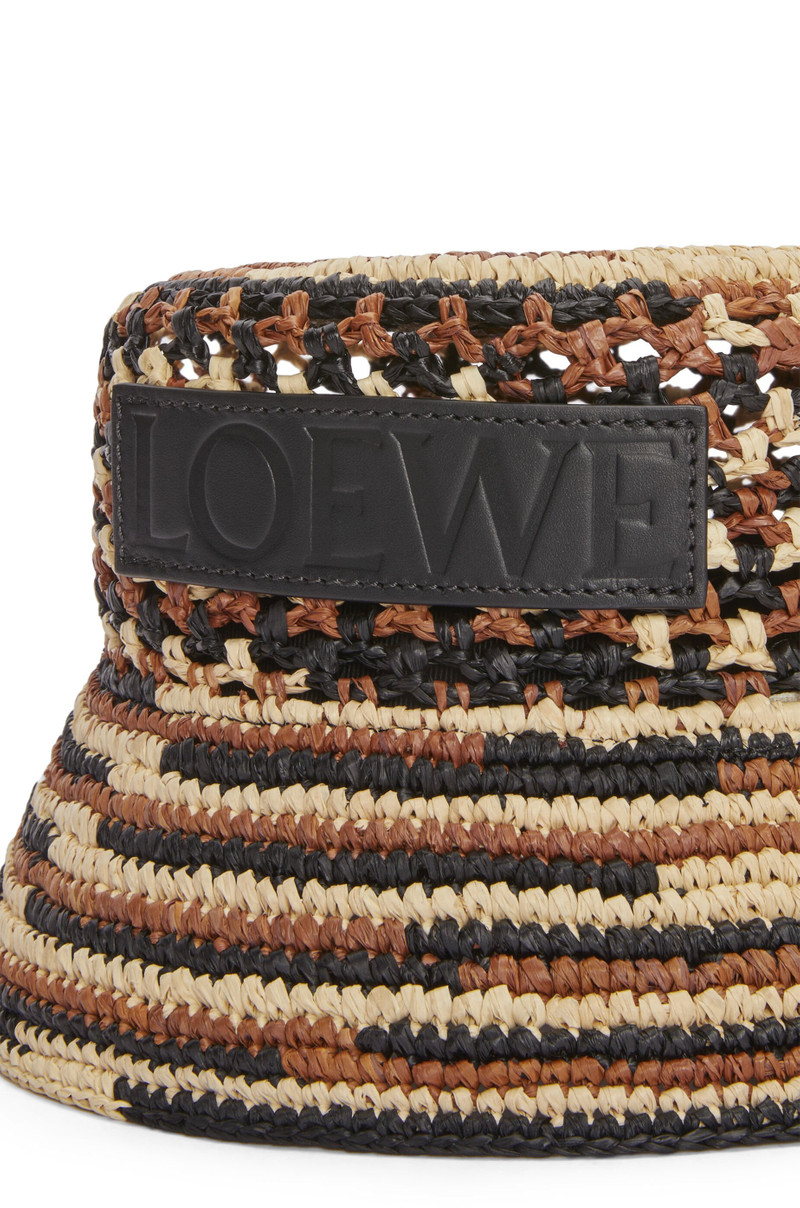 Bucket hat in raffia 4