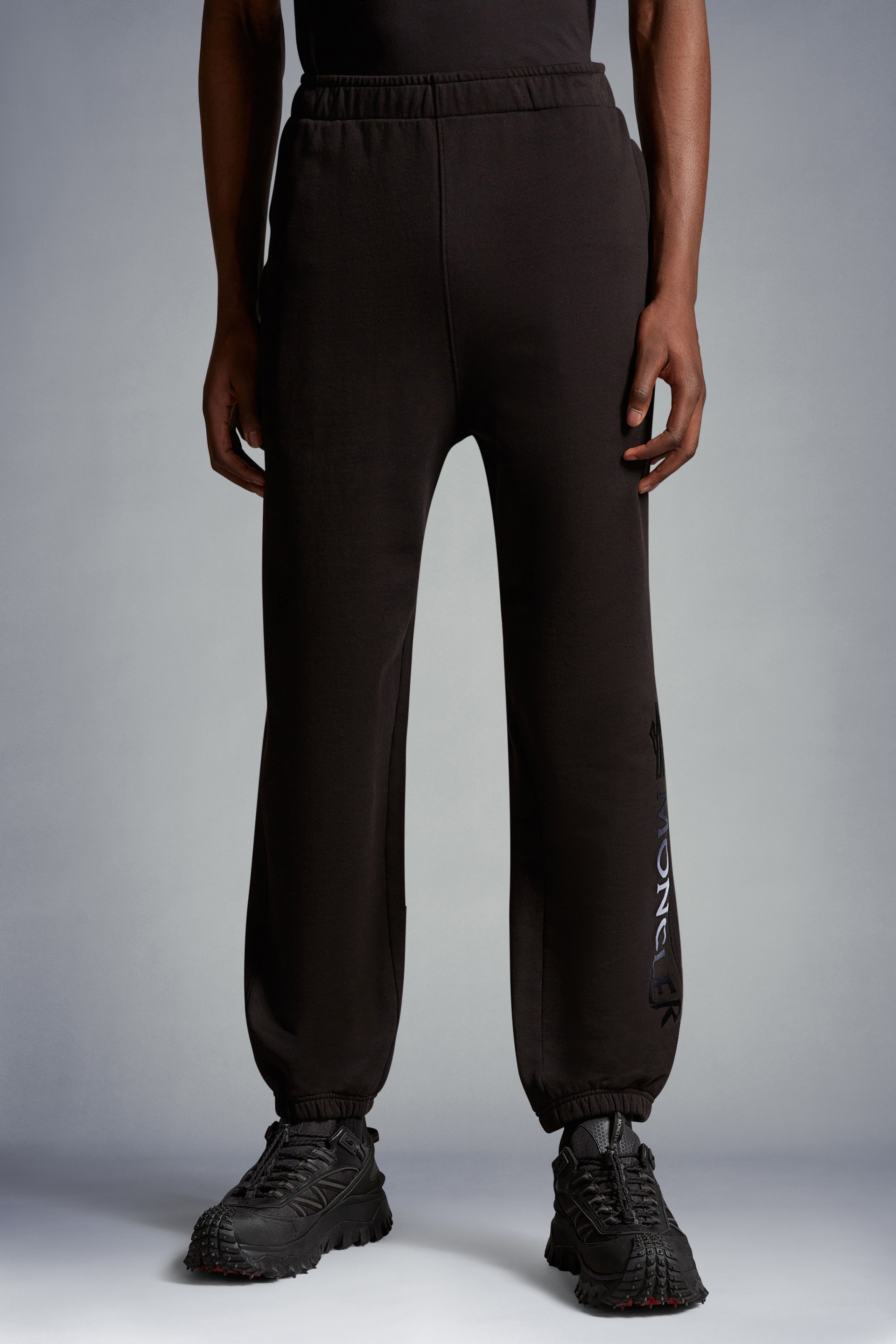 Logo Jogging Pants - 3