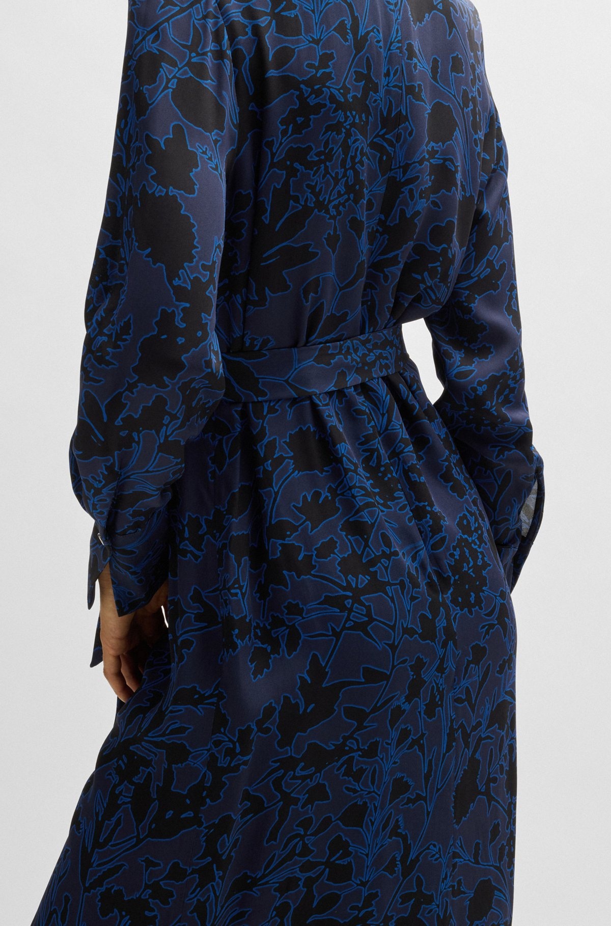 LONG-SLEEVED DRESS WITH FLORAL PRINT AND BELT - 6