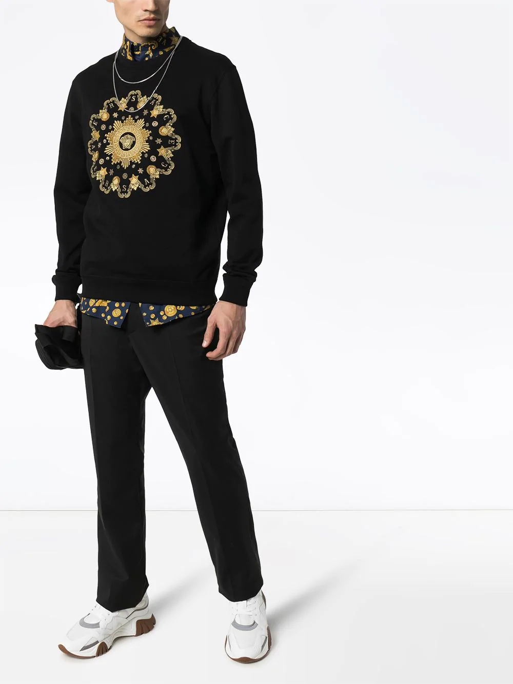 Medusa-embroidered jumper - 2