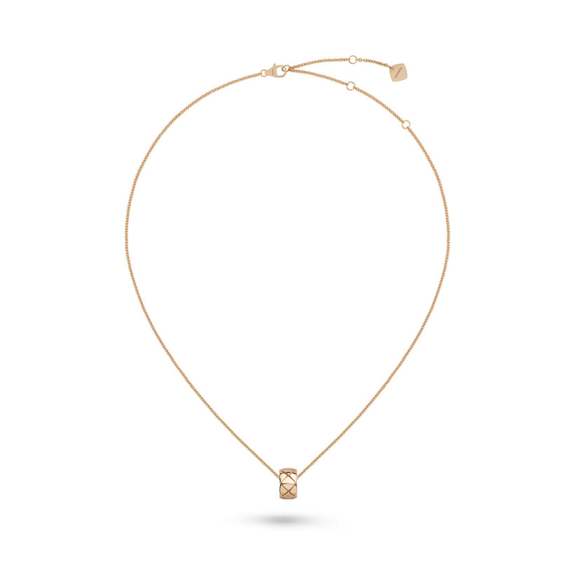 CHANEL Coco Crush necklace outlook