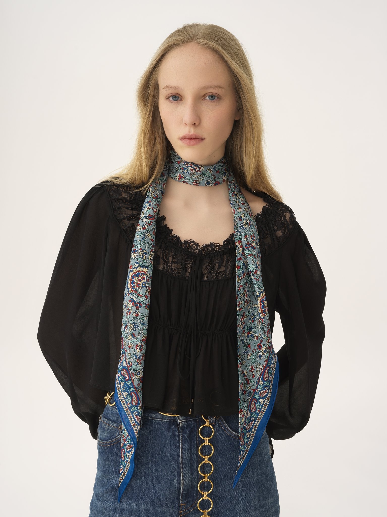 THE CHLOÉ PAISLEY BANDEAU SCARF IN SILK CHARMEUSE - 2