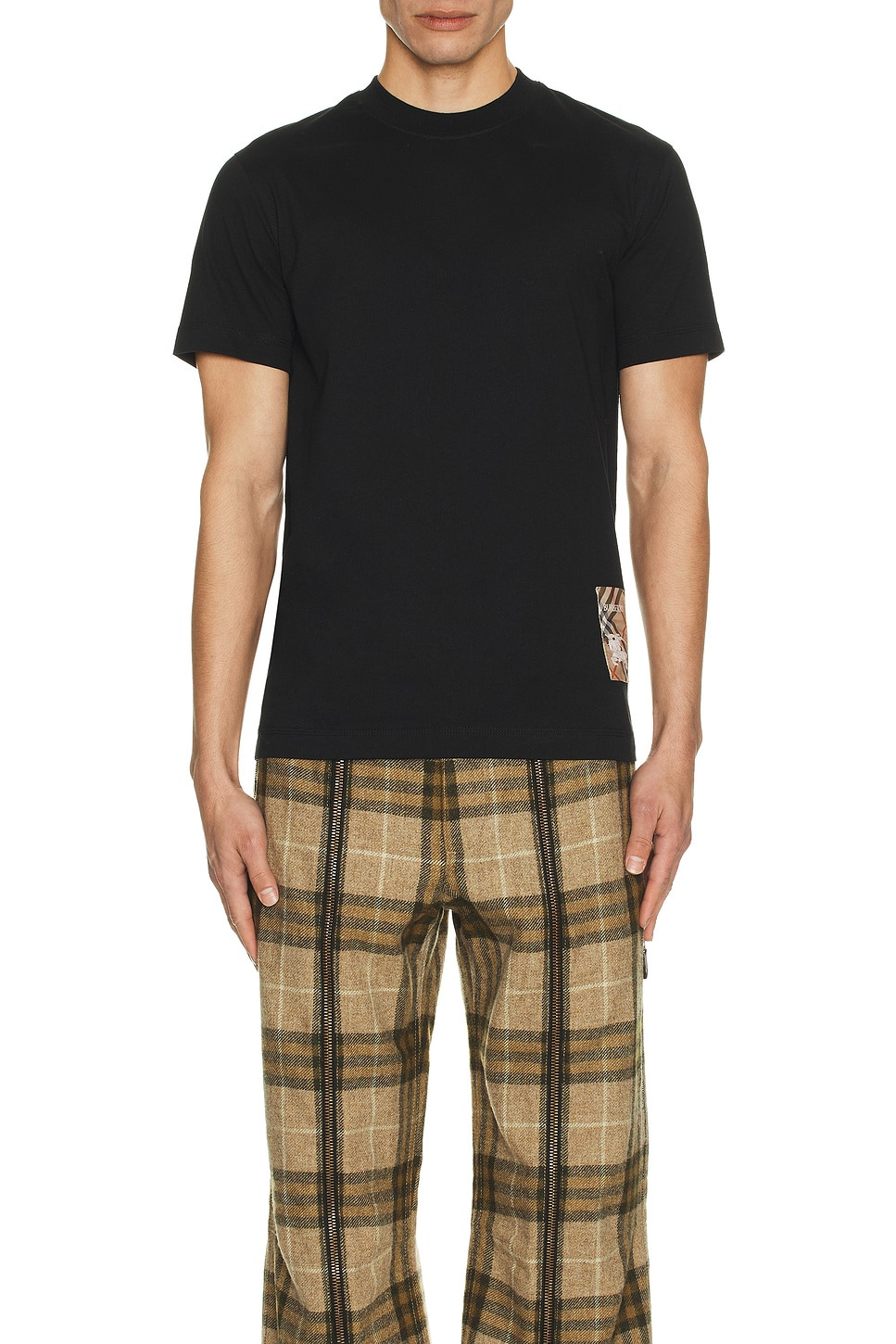 T-Shirt With Check Label - 4