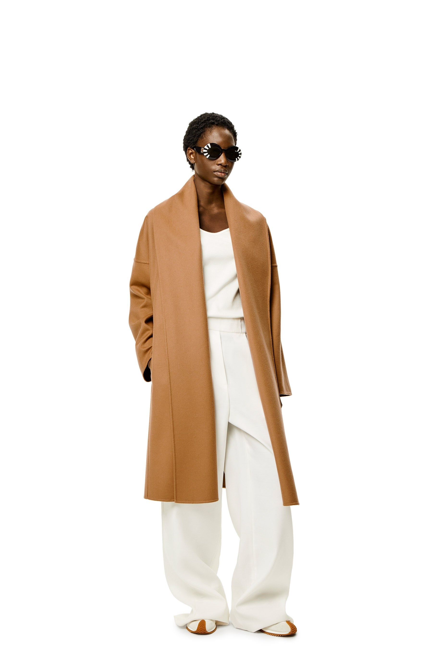 Belted coat in wool and cashmere - 2
