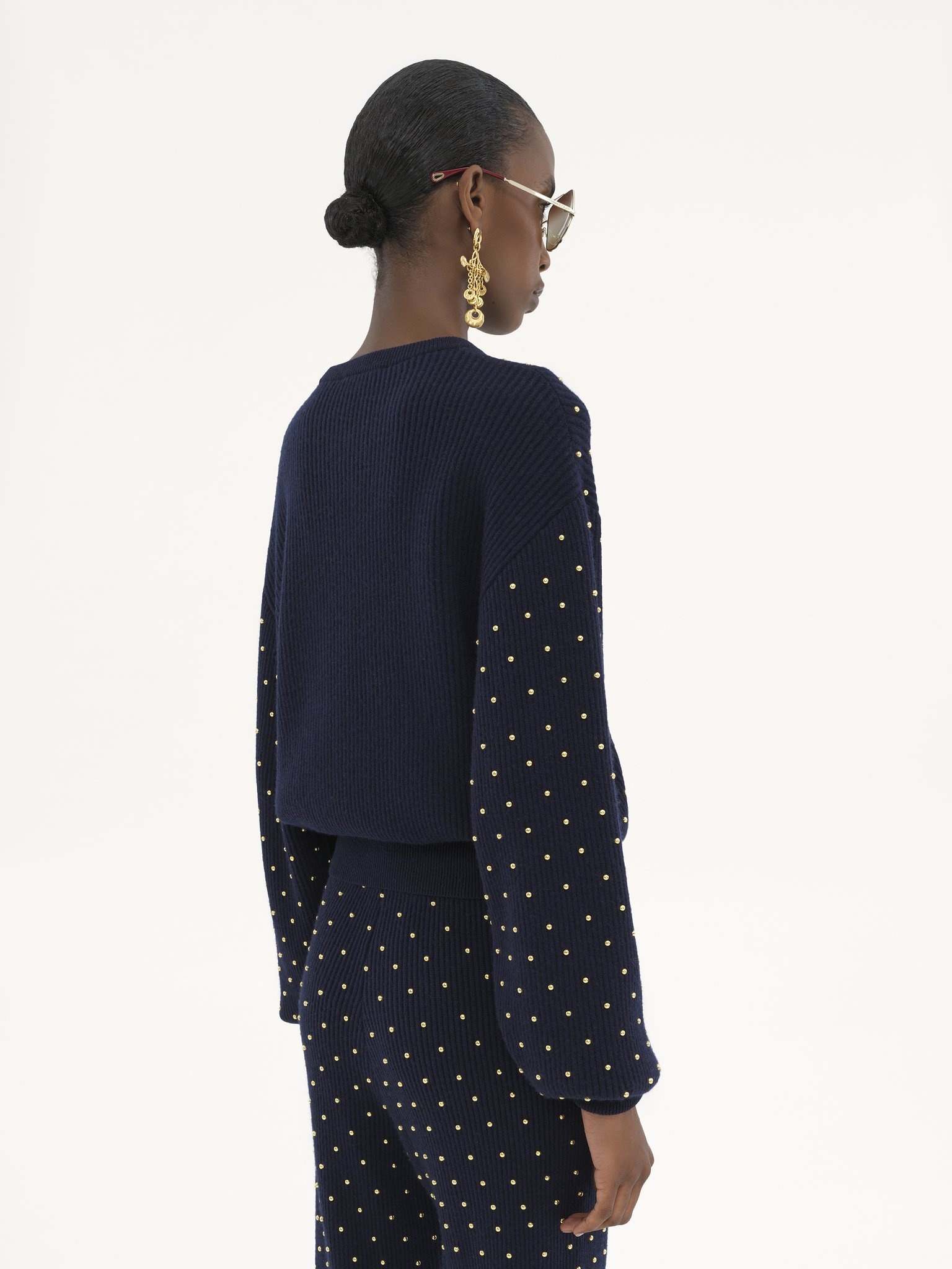 STUDDED CREW-NECK SWEATER IN WOOL & CASHMERE KNIT - 5