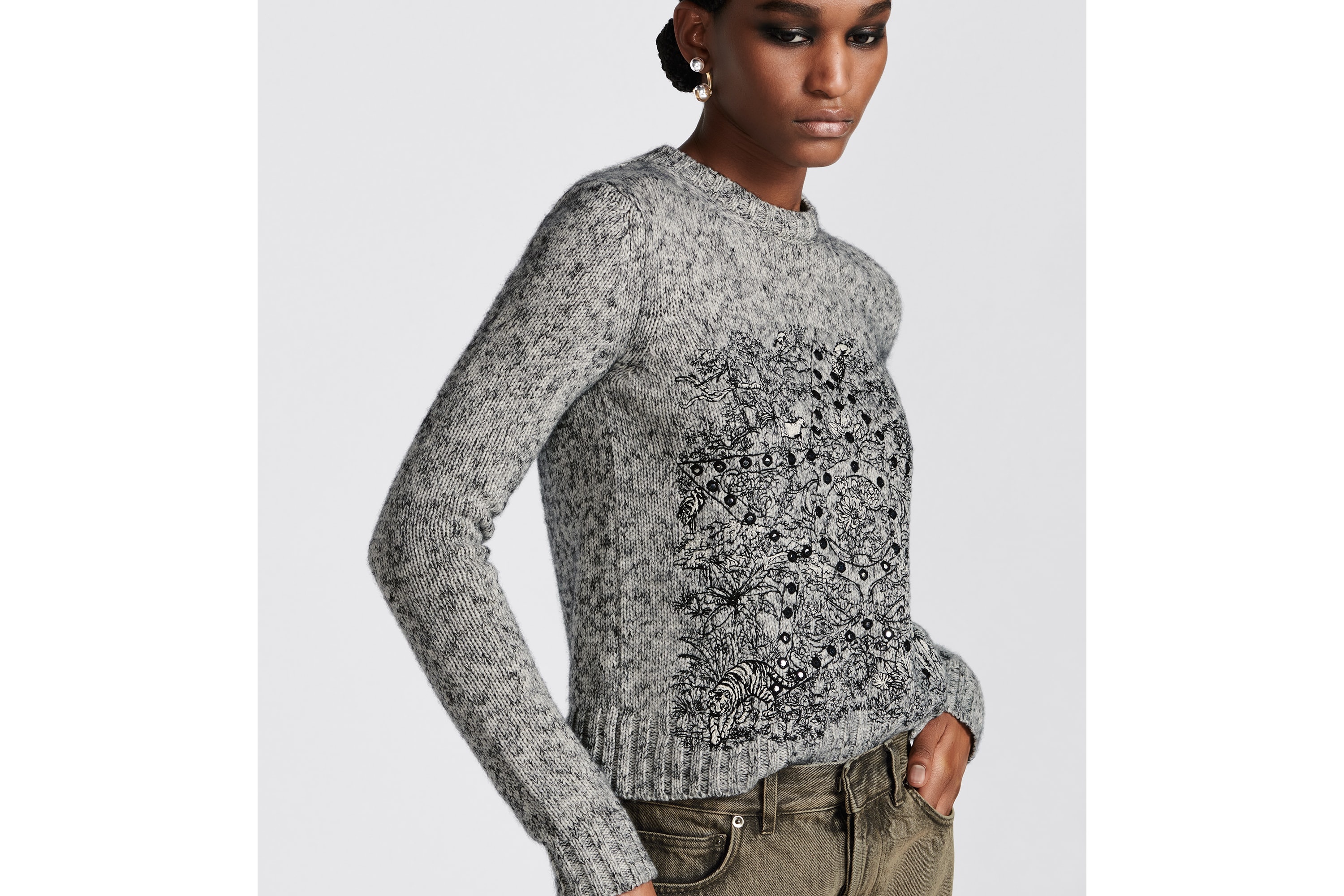 Embroidered Sweater - 8