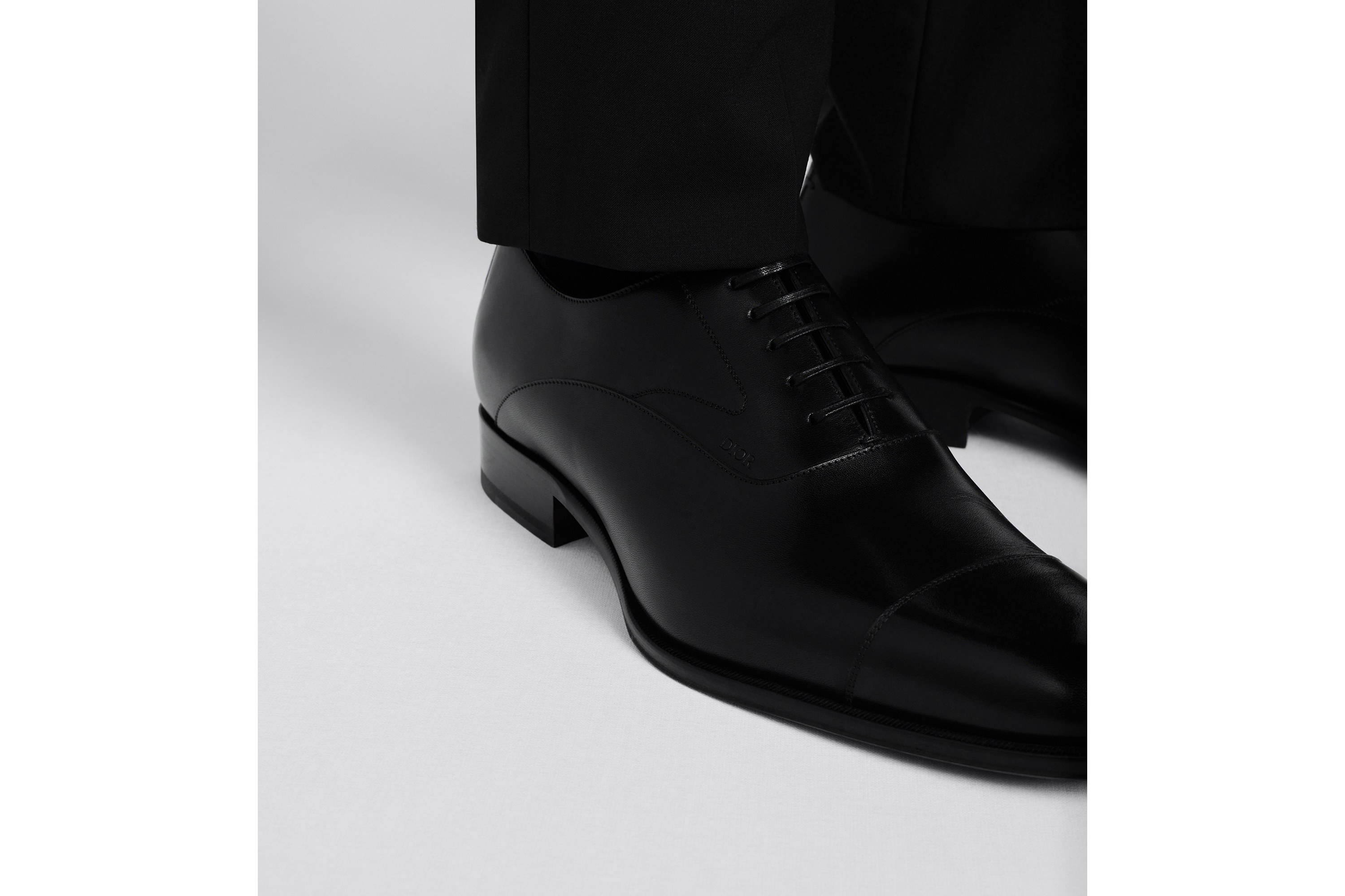 Dior｜OXFORD SHOES (KCP989PGO 900) Dior Timeless Oxford Shoe Black Polished Calfskin | DIOR