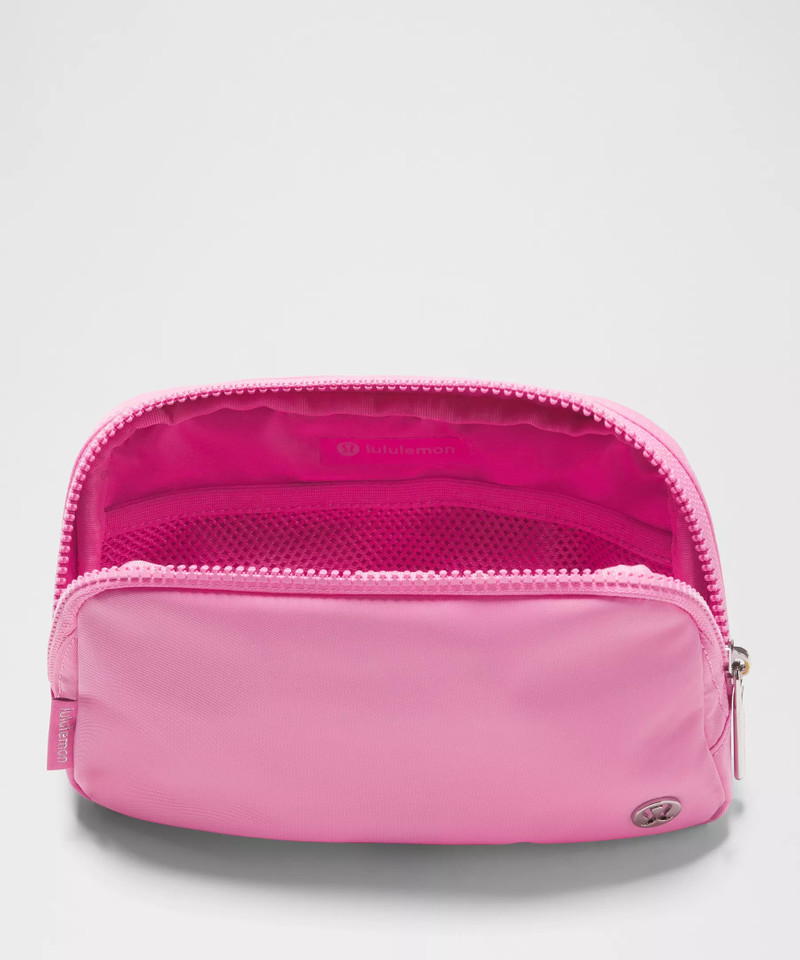 Everywhere Belt Bag with Long Strap 1L 5
