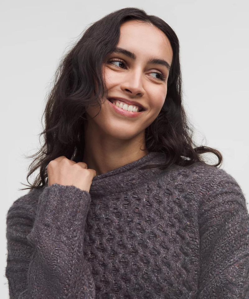 Wool-Blend Cable-Knit Sweater 4