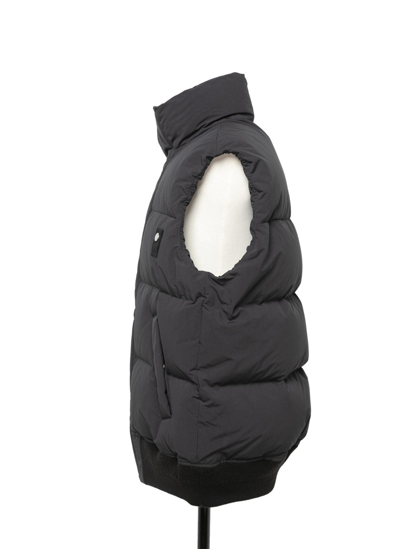 sacai Puffer Vest outlook