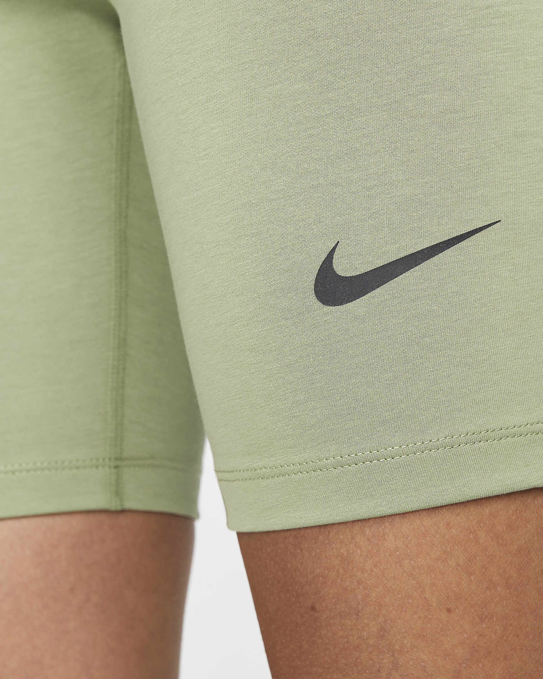 Women's Nike Sportswear Classic High-Waisted 8" Biker Shorts - 4