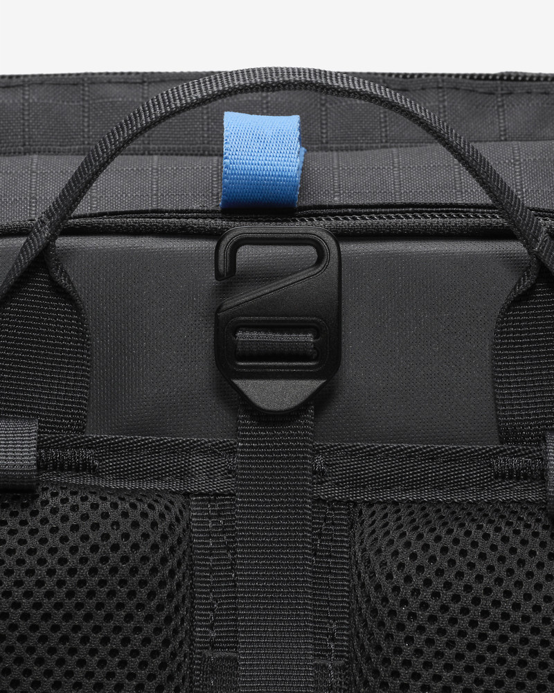 Nike Elite EasyOn Backpack (31L) 11