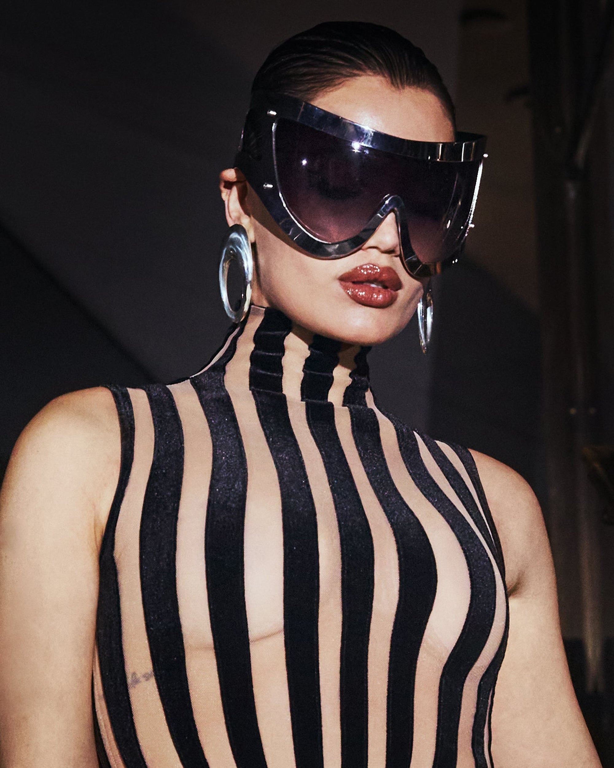 LQS Oversized Gradient Shield Sunglasses - 3