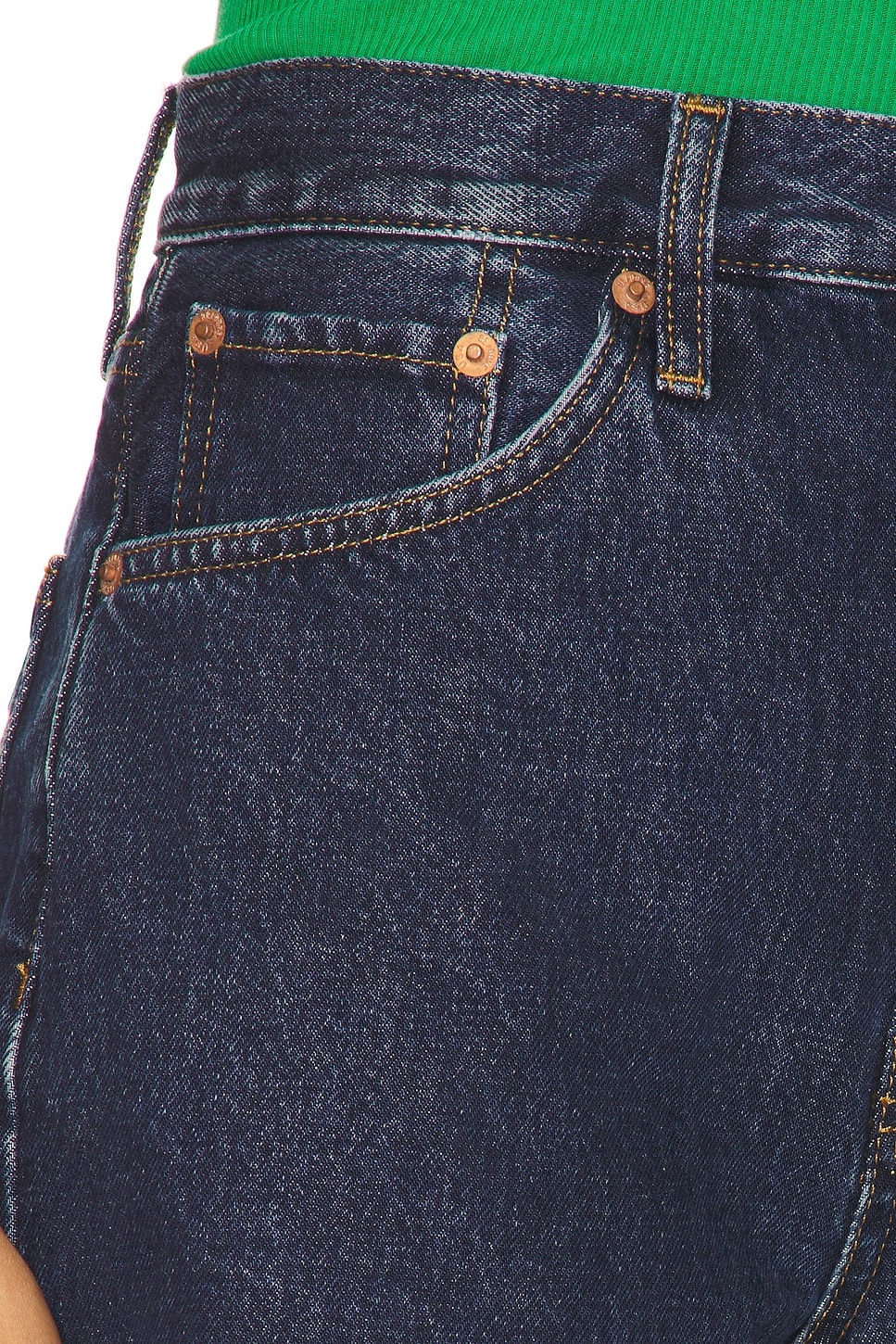90s Low Slung Short - 6