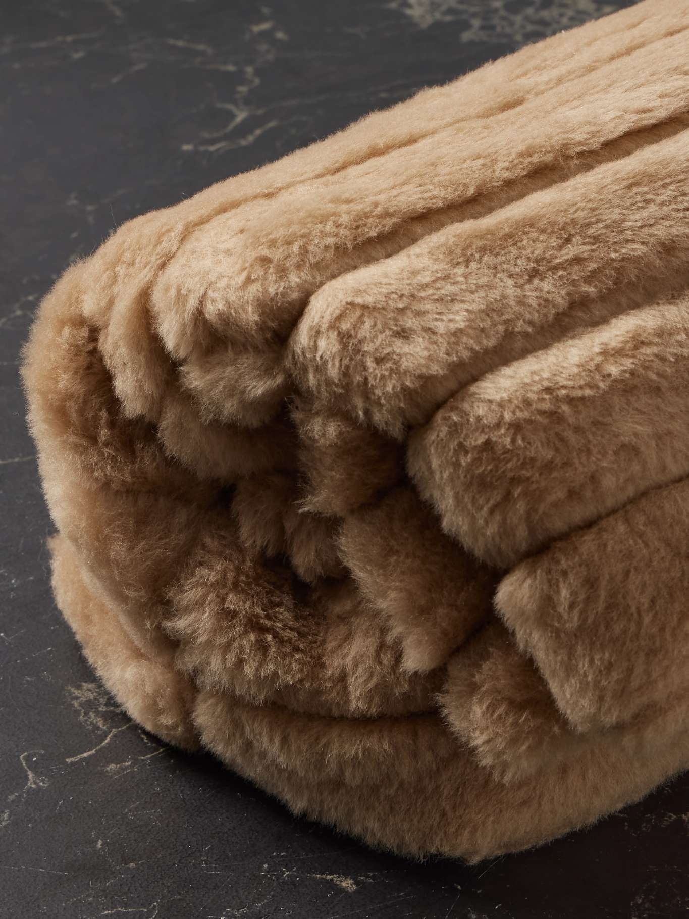 Phoebe wool, silk and cashmere-blend clutch - 4