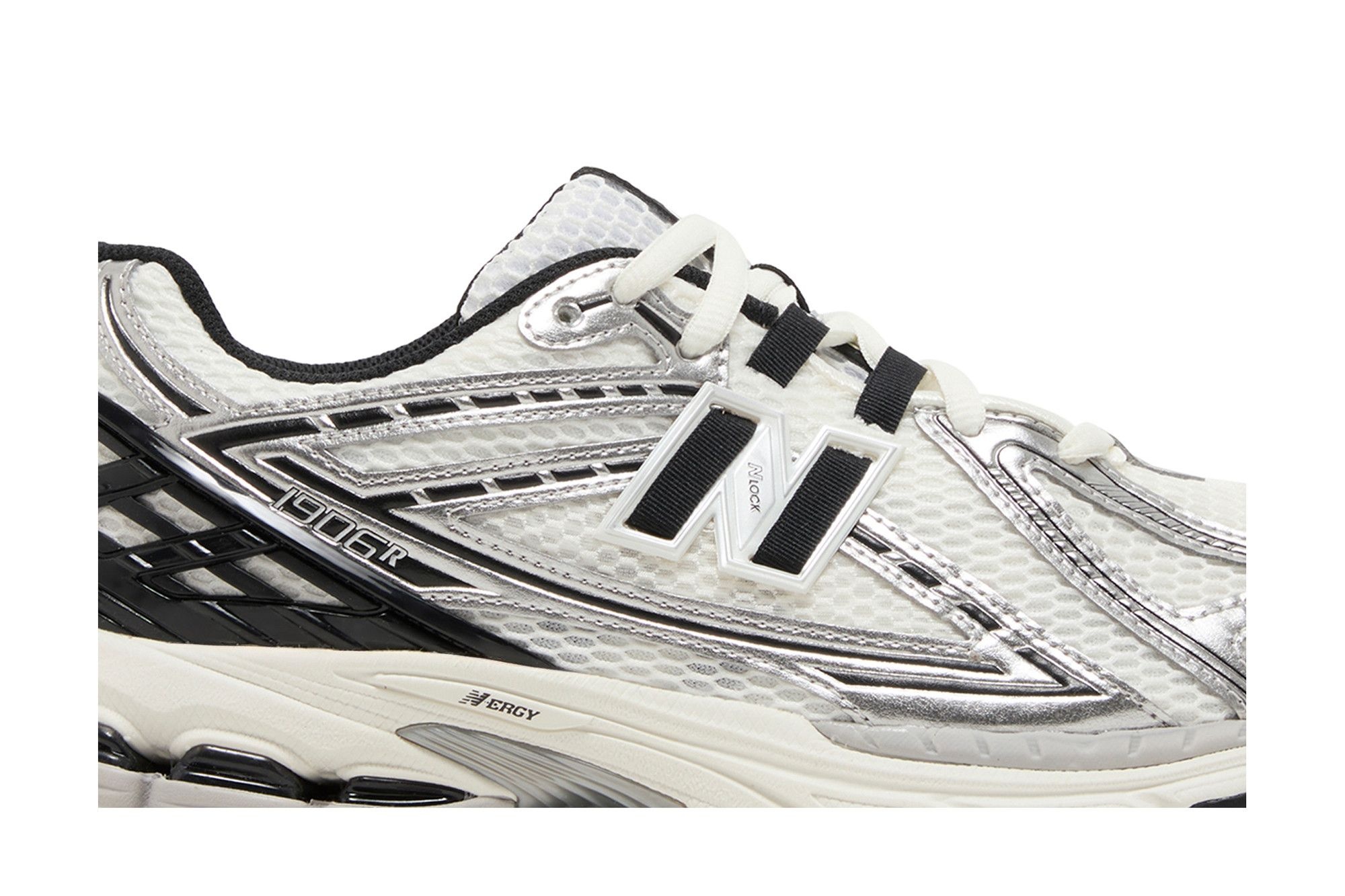 1906R 'Silver Metallic Black' - 2