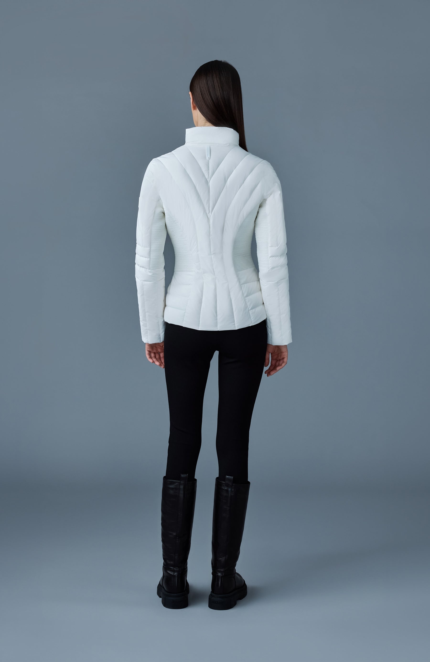 ALMA Smocked detail light down jacket - 4