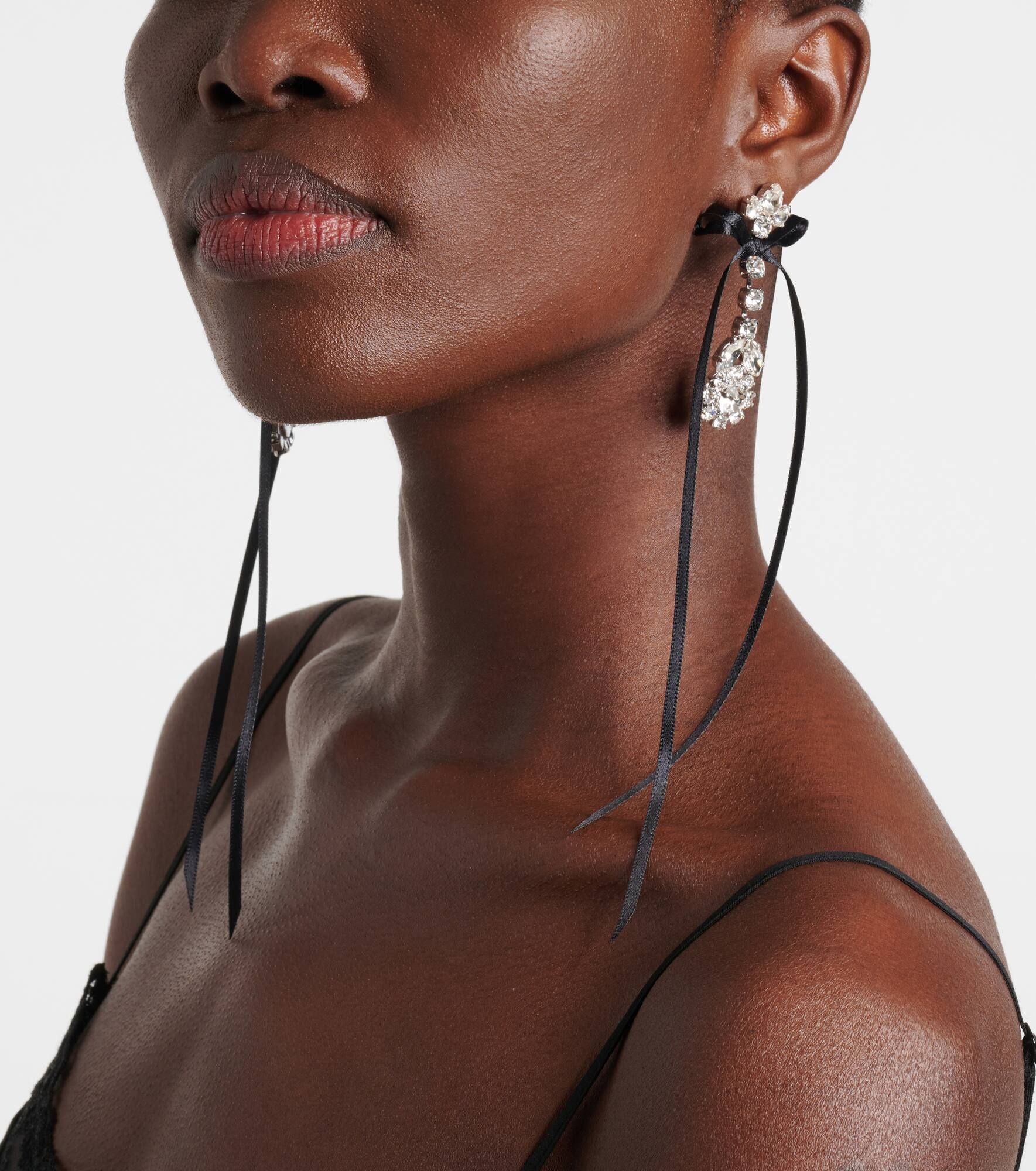 Bow-detail embellished drop earrings - 3
