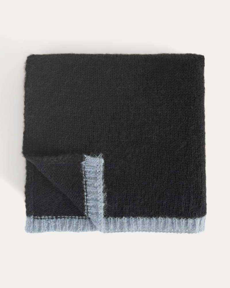 EVERLANE PLUSH ALPACA SCARF outlook