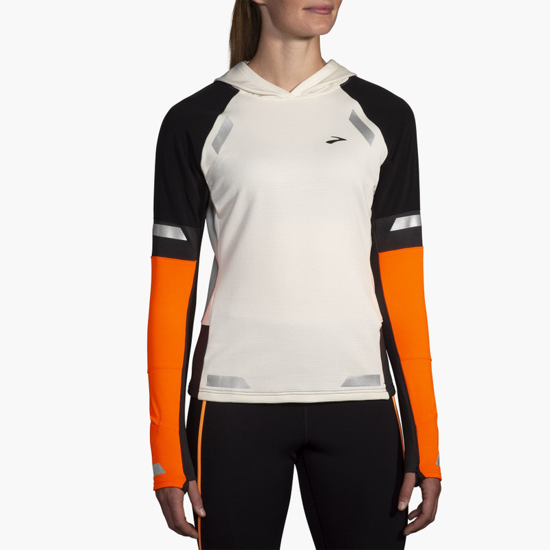 BROOKS Run Visible Thermal Hoodie 2.0 outlook