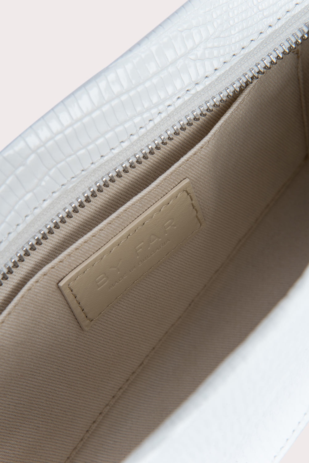 Dulce White Lizard Embossed Leather 7