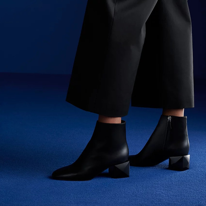 Hermès Carlie ankle boot outlook