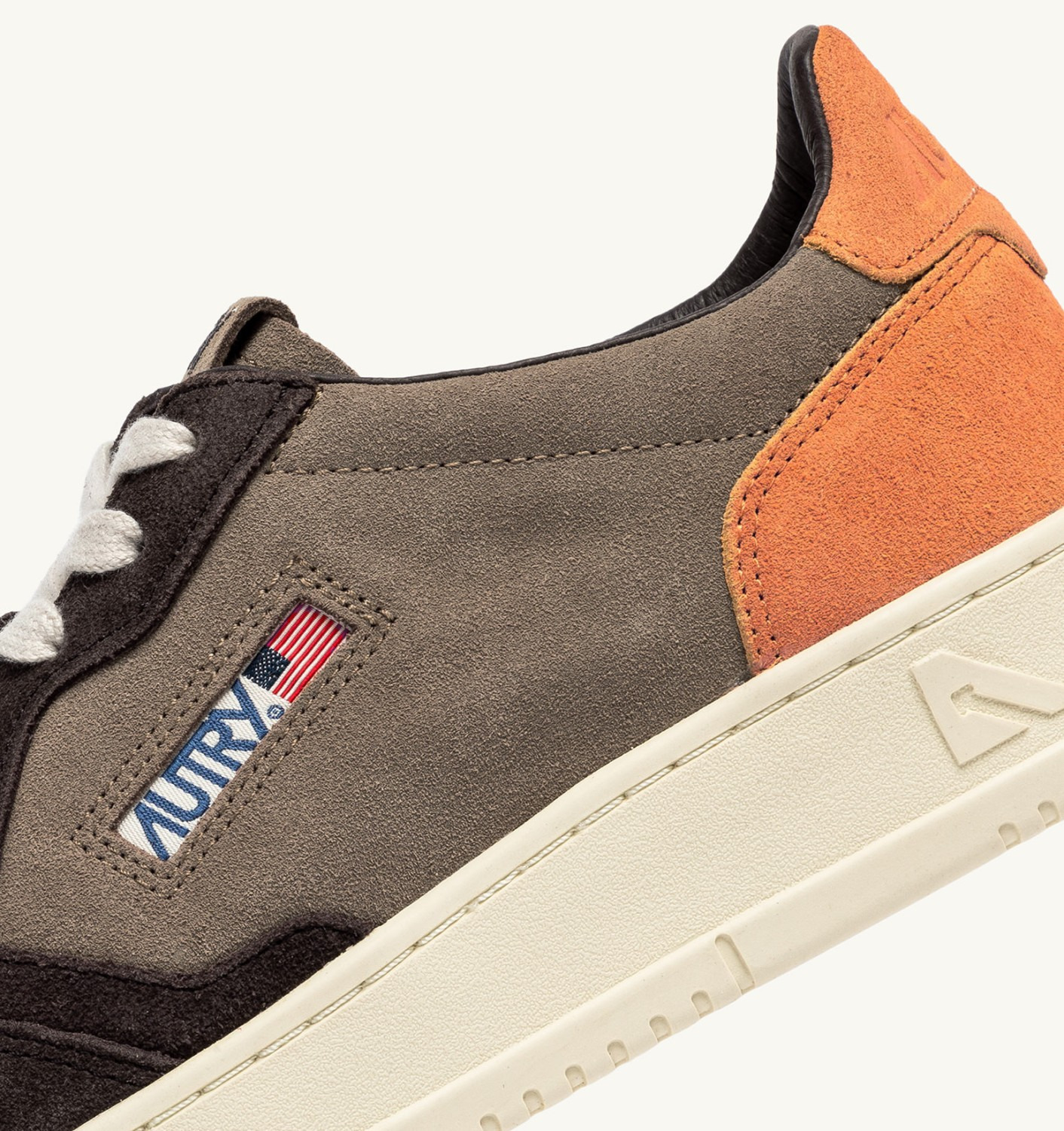 MEDALIST LOW SNEAKERS IN TRICOLOR BROWN FANTA AND MOKA SUEDE - 6