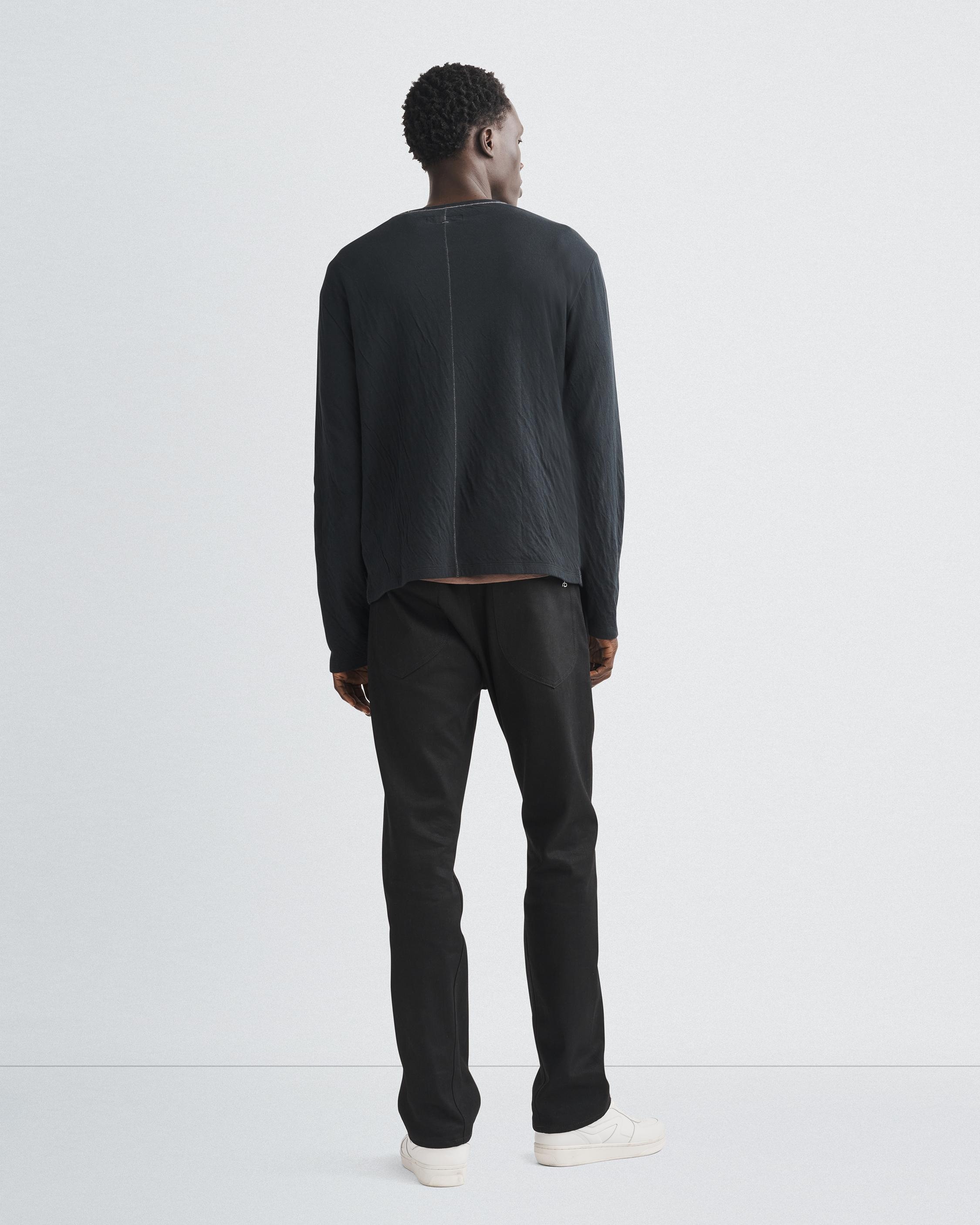 Kerwin Double Jersey Long Sleeve
Relaxed Fit - 5