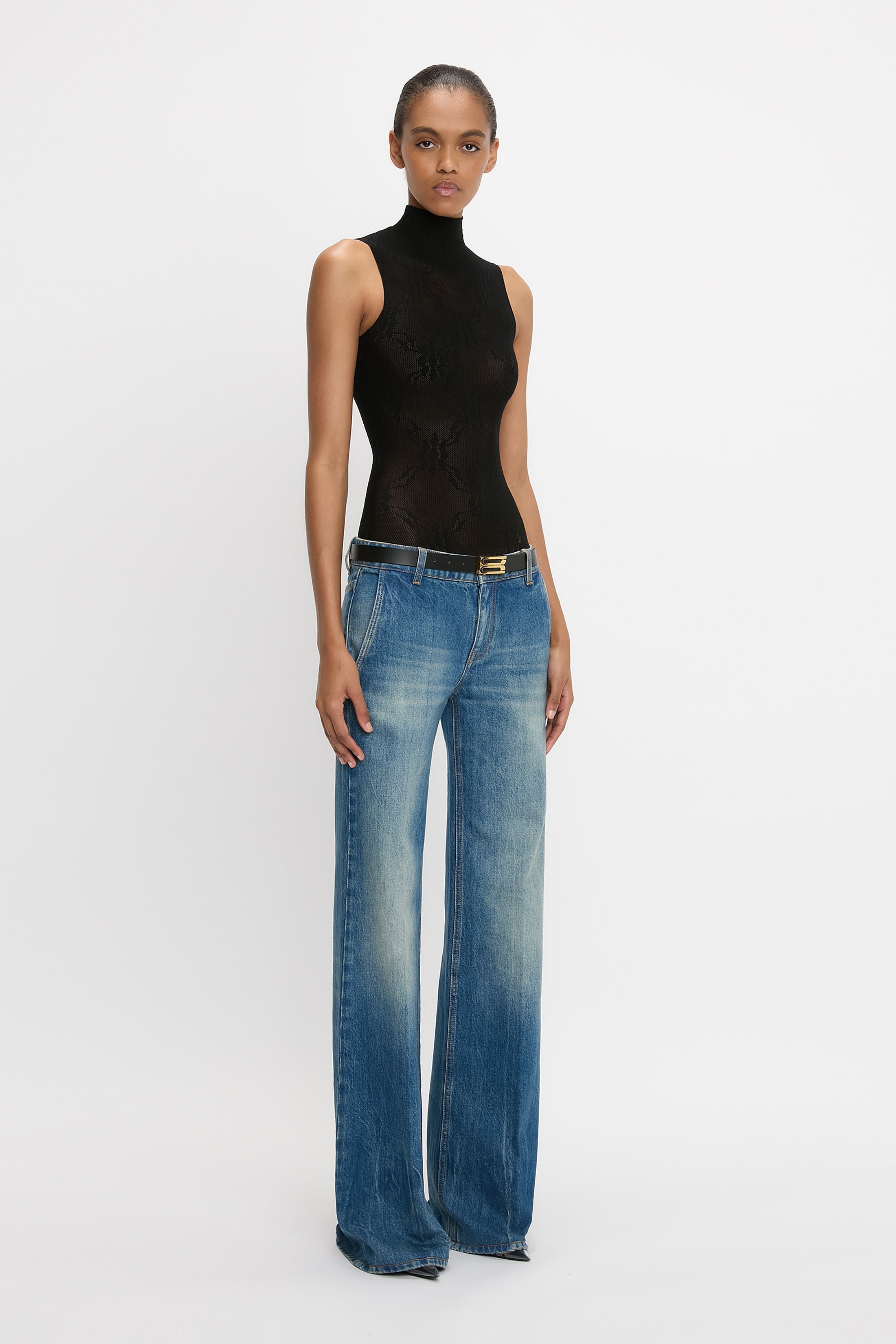 Low Waist Straight Leg Jean In Vintage Indigo - 3
