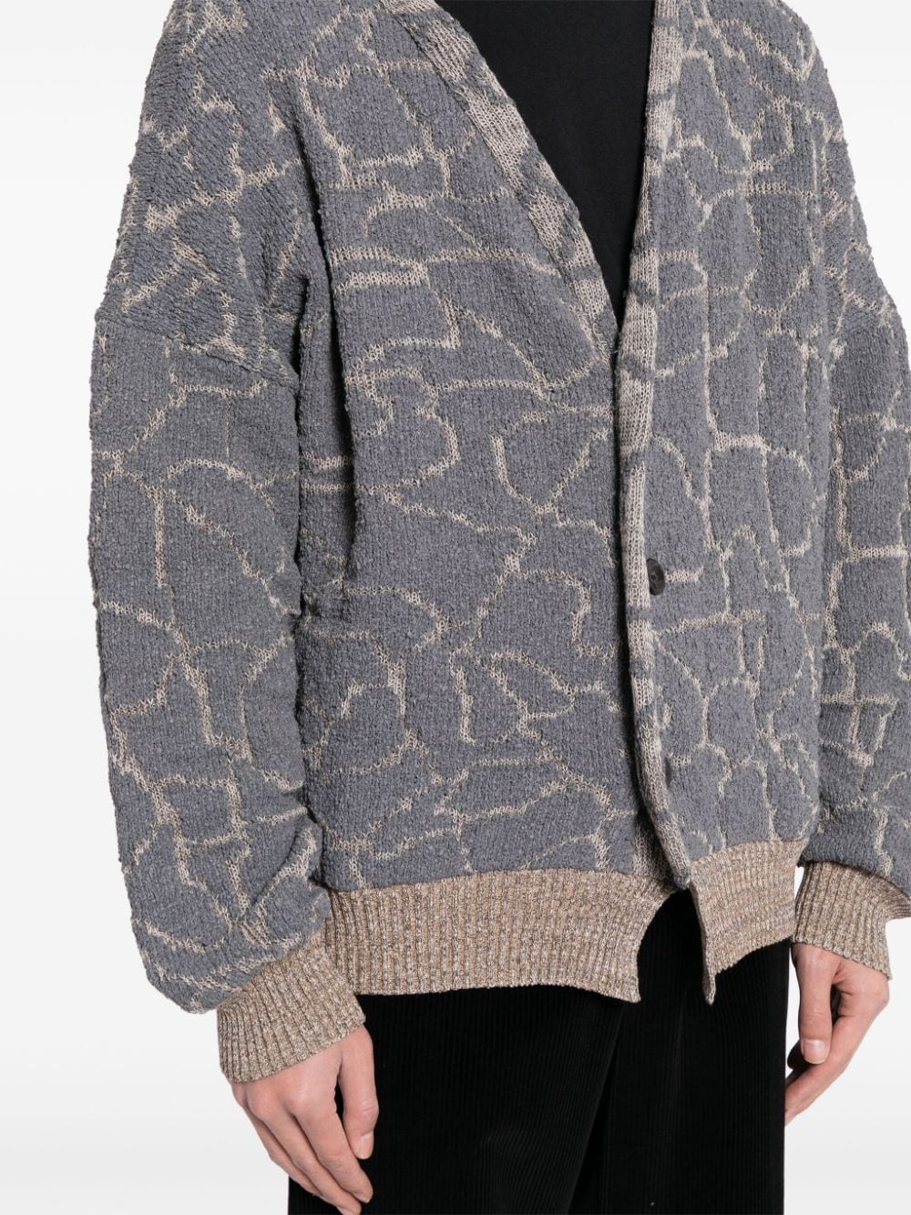 reversible jacquard cardigan - 6