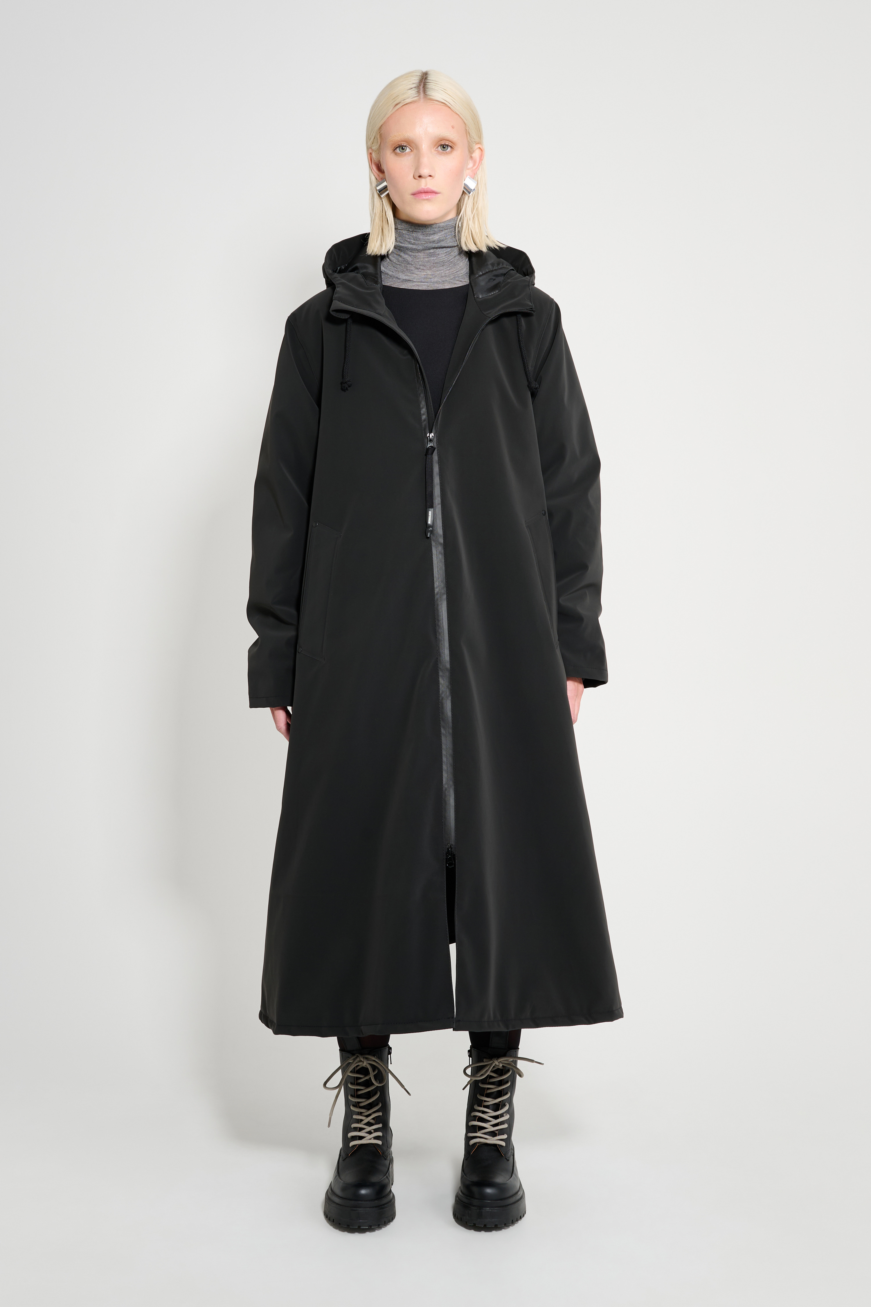 Mosebacke Long Matte Winter Coat Black - 2